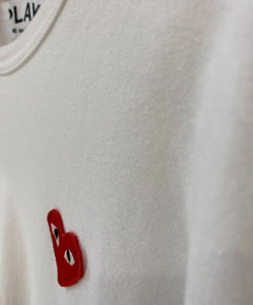 PLAY COMME des GARCONS（プレイコムデギャルソン）PLAY COMME des GARCONS (プレイコムデギャルソン) ハートワッペンロングスリーブカットソー ホワイト サイズ:XLの古着・服飾アイテム