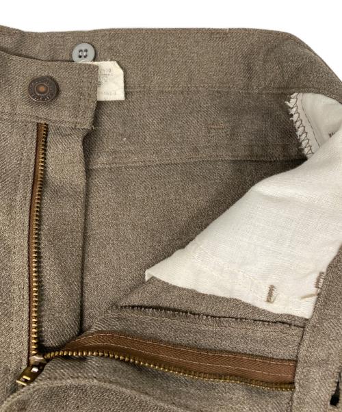 LEVI'S（リーバイス）LEVI'S (リーバイス) STA-PREST スラックス ブラウン サイズ:81cm (W32)の古着・服飾アイテム