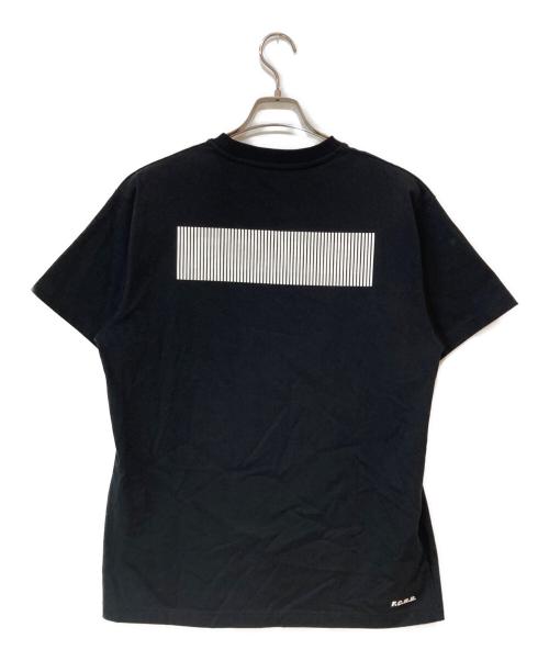 F.C.R.B.（エフシーレアルブリストル）F.C.R.B. (エフシーレアルブリストル) TEAM STAFF TEE ブラック サイズ:Mの古着・服飾アイテム