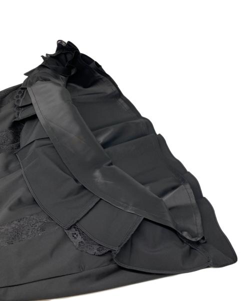 LANVIN SPORT（ランバン スポーツ）LANVIN SPORT (ランバン スポーツ) 刻印ロゴ×花柄レースプリーツ ブラック サイズ:36の古着・服飾アイテム