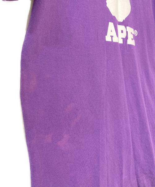 A BATHING APE（アベイシングエイプ）A BATHING APE (アベイシングエイプ) College Logo Big Head Tee パープル サイズ:Lの古着・服飾アイテム