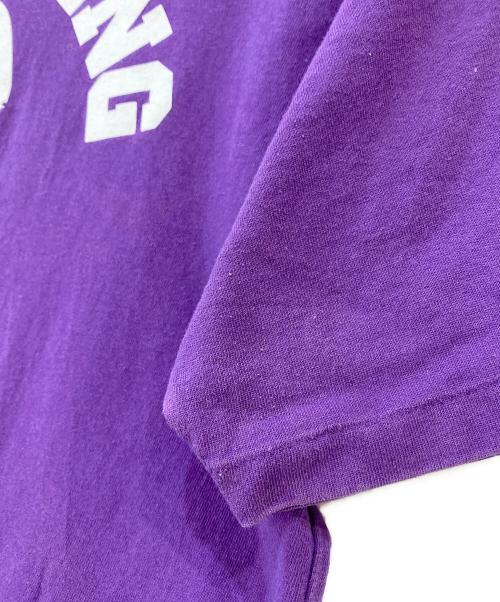 A BATHING APE（アベイシングエイプ）A BATHING APE (アベイシングエイプ) College Logo Big Head Tee パープル サイズ:Lの古着・服飾アイテム