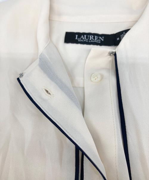 LAUREN RALPH LAUREN（ローレン ラルフ ローレン）LAUREN RALPH LAUREN (ローレンラルフローレン) リボンタイ ジョーゼットブラウス ベージュ サイズ:Mの古着・服飾アイテム