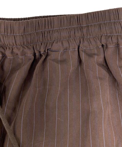 JOURNAL STANDARD relume（ジャーナルスタンダード レリューム）JOURNAL STANDARD relume (ジャーナルスタンダード レリューム) N/Rダブルストライプパンツ ブラウン サイズ: 38の古着・服飾アイテム