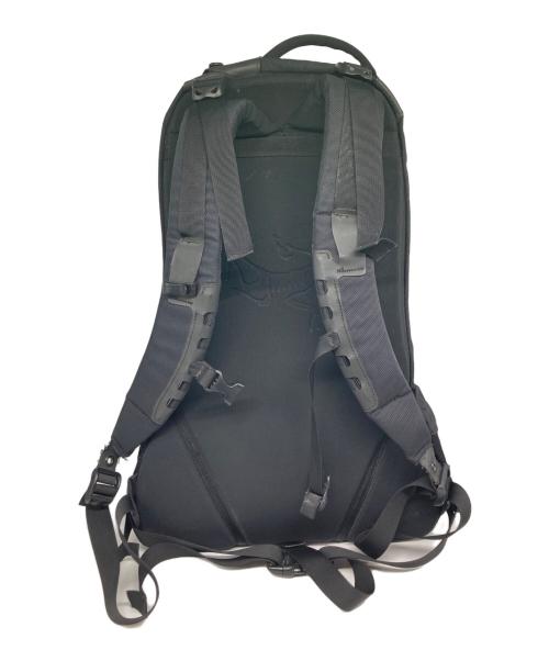 ARC'TERYX（アークテリクス）ARC'TERYX (アークテリクス) Arro 16 Backpack ブラックの古着・服飾アイテム