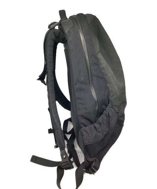 ARC'TERYX（アークテリクス）ARC'TERYX (アークテリクス) Arro 16 Backpack ブラックの古着・服飾アイテム