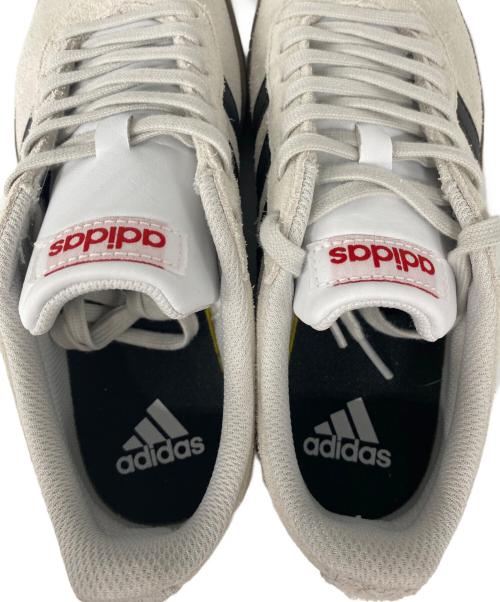 adidas（アディダス）adidas (アディダス) VL コート 2.0 / VL Court 2.0 Shoes ベージュ サイズ:23.5cmの古着・服飾アイテム