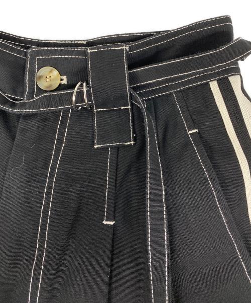 MAISON SPECIAL（メゾンスペシャル）MAISON SPECIAL (メゾンスペシャル) コットンキャンパスサイドラインパンツ ブラック サイズ:36の古着・服飾アイテム