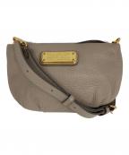Marc by Marc Jacobsマークバイマークジェイコブス）の古着「クロスボディーミニショルダーバッグ」｜ベージュ