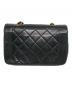 CHANEL (シャネル) マトラッセ ダイアナ22 フラップ シングルチェーンショルダーバッグ ブラック：400000円