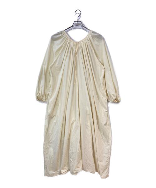 ETRE（エトレ）ETRE (エトレ) オープンバックギャザーワンピース アイボリー サイズ:Freeの古着・服飾アイテム