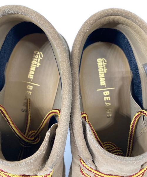 CLARKS（クラークス）CLARKS (クラークス) BEAMS (ビームス) 別注 デザートブーツ ベージュ サイズ:27cmの古着・服飾アイテム
