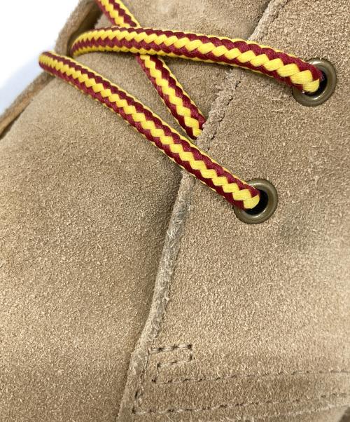 CLARKS（クラークス）CLARKS (クラークス) BEAMS (ビームス) 別注 デザートブーツ ベージュ サイズ:27cmの古着・服飾アイテム