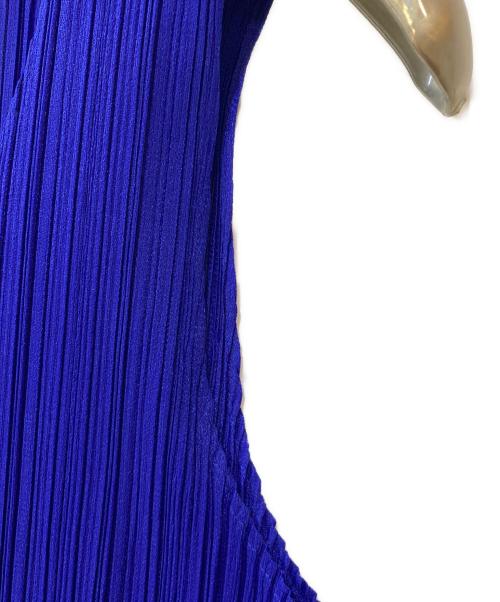 PLEATS PLEASE（プリーツプリーズ）PLEATS PLEASE (プリーツプリーズ) プリーツノースリーブカットソー ブルー サイズ: 3の古着・服飾アイテム