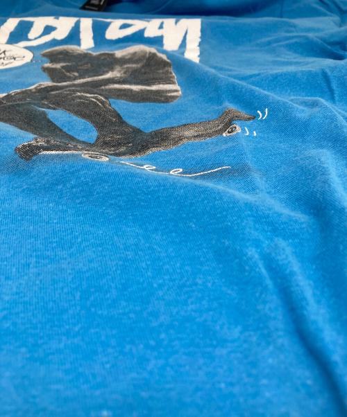 stussy（ステューシー）stussy (ステューシー) 考える人 プリントTシャツ ブルー サイズ:Ｓの古着・服飾アイテム