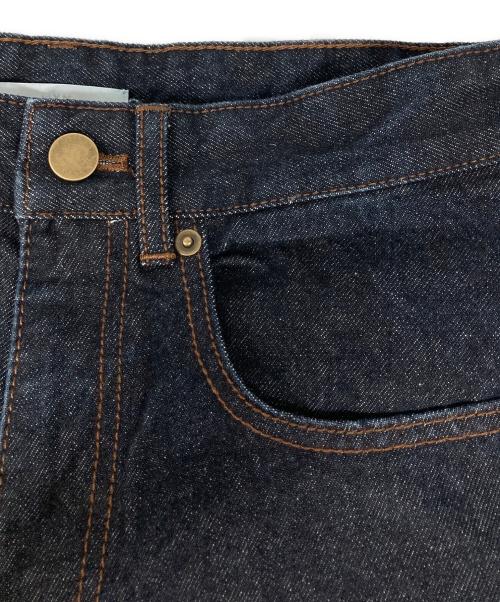 WYM（ウィム バイ リドム）WYM (ウィム バイ リドム) VINTAGE WASHED CURVED DENIM インディゴ サイズ: Sの古着・服飾アイテム