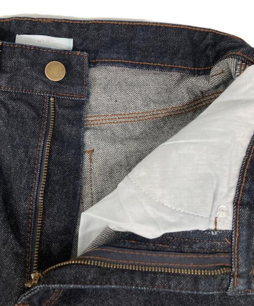 WYM（ウィム バイ リドム）WYM (ウィム バイ リドム) VINTAGE WASHED CURVED DENIM インディゴ サイズ: Sの古着・服飾アイテム