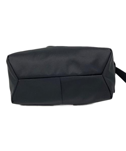 MARC JACOBS（マークジェイコブス）MARC JACOBS (マークジェイコブス) THE BOW NYLON SACK BAG MINI ブラックの古着・服飾アイテム