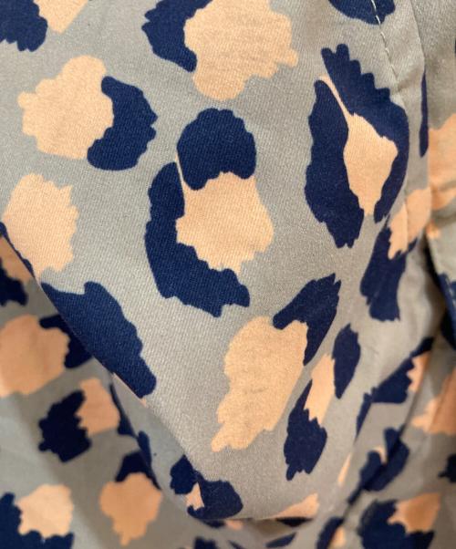 Barbour（バブアー）Barbour (バブアー) Printed Somalia Waterproof Jacket ベージュ×カーキ サイズ:UK14の古着・服飾アイテム