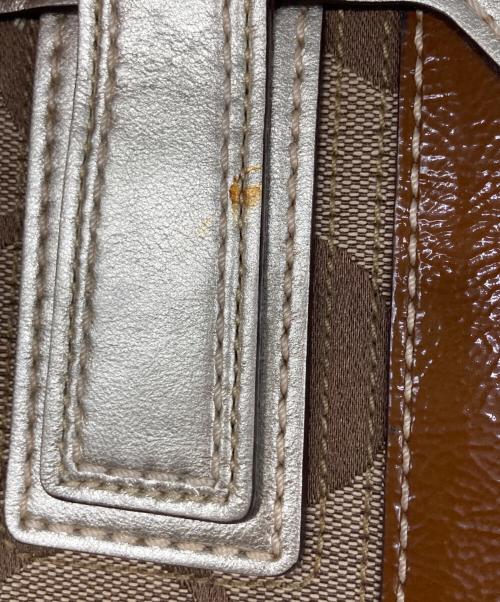 COACH（コーチ）COACH (コーチ) シグネチャーキャンバス ターンロック ハンドバッグ ベージュの古着・服飾アイテム