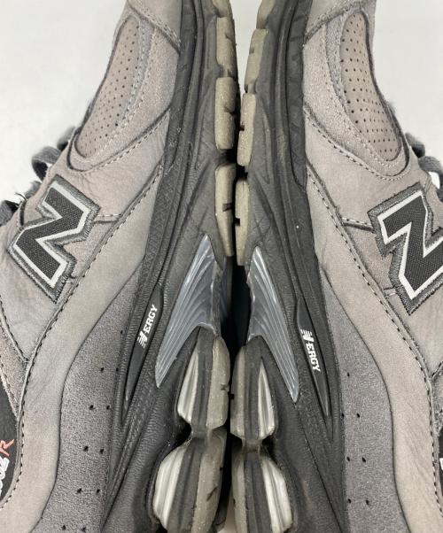 NEW BALANCE（ニューバランス）NEW BALANCE (ニューバランス) M2002REH ローカットスニーカー DARK GRAY サイズ:27.5cmの古着・服飾アイテム
