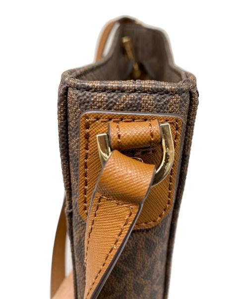MICHAEL KORS（マイケルコース）MICHAEL KORS (マイケルコース) JET SET TRAVEL LG MESSENGER バッグ ブラウンの古着・服飾アイテム