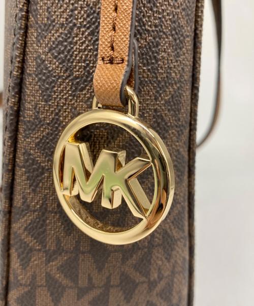 MICHAEL KORS（マイケルコース）MICHAEL KORS (マイケルコース) JET SET TRAVEL LG MESSENGER バッグ ブラウンの古着・服飾アイテム
