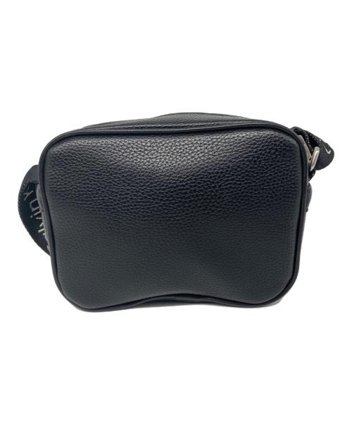 Calvin Klein（カルバンクライン）Calvin Klein (カルバンクライン) エンポス加工ショルダーバッグ ブラックの古着・服飾アイテム