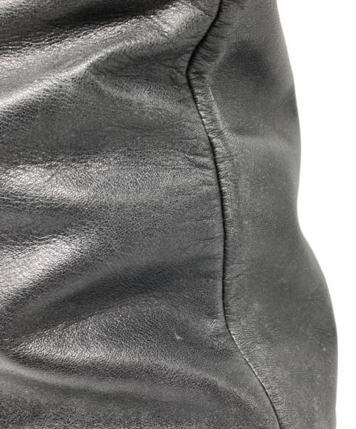 HELMUT LANG（ヘルムートラング）HELMUT LANG (ヘルムートラング) ロゴ型押し レザートートバッグ ブラック サイズ:なしの古着・服飾アイテム
