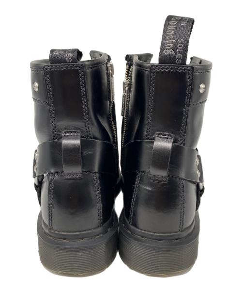 Dr.Martens（ドクターマーチン）Dr.Martens (ドクターマーチン) ANALINE 1460 HARNESS 8 ホール ブーツ ブラック サイズ:UK7の古着・服飾アイテム