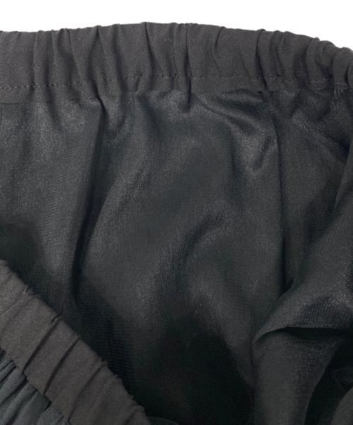 BEARDSLEY（ビアズリー）BEARDSLEY (ビアズリー) NEWシワシフォンギャザーパンツ ブラックの古着・服飾アイテム