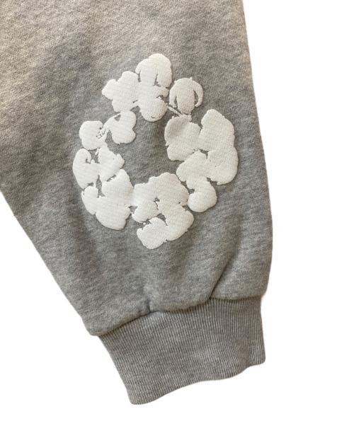 Denim Tears（デニムティアーズ）Denim Tears (デニムティアーズ) The Cotton Wreath Sweatshirt グレー サイズ:XLの古着・服飾アイテム