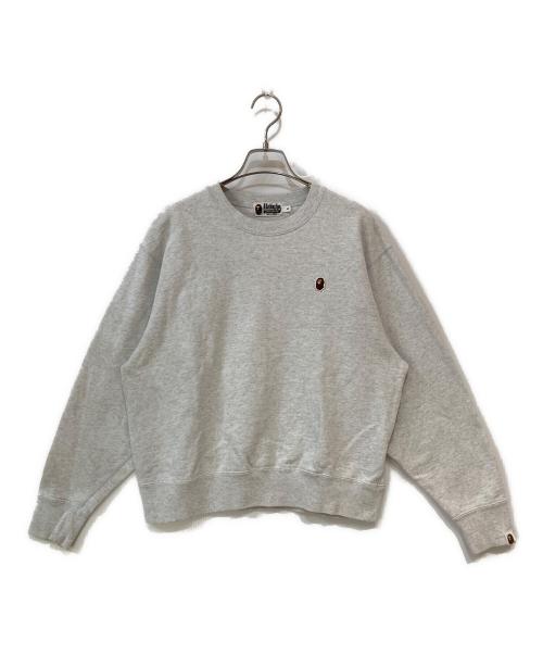 A BATHING APE（アベイシングエイプ）A BATHING APE (アベイシングエイプ) ワンポイントクルーネックスウェット グレー サイズ:Ｓの古着・服飾アイテム