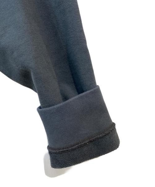 Maison Margiela（メゾンマルジェラ）Maison Margiela (メゾンマルジェラ) 23SS ナンバリングロゴ 刺繍スウェット グレー サイズ:Ｓの古着・服飾アイテム
