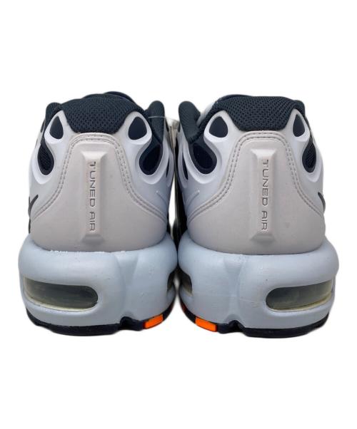 NIKE（ナイキ）NIKE (ナイキ) AIR MAX PLUS DRIFT FOOTBALL ローカットスニーカー GREY/THUNDER BLUE-AQ サイズ:28cm 未使用品の古着・服飾アイテム