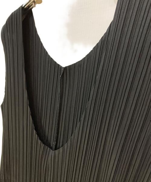 PLEATS PLEASE（プリーツプリーズ）PLEATS PLEASE (プリーツプリーズ) ノースリーブプリーツオールインワン ブラック サイズ:3の古着・服飾アイテム