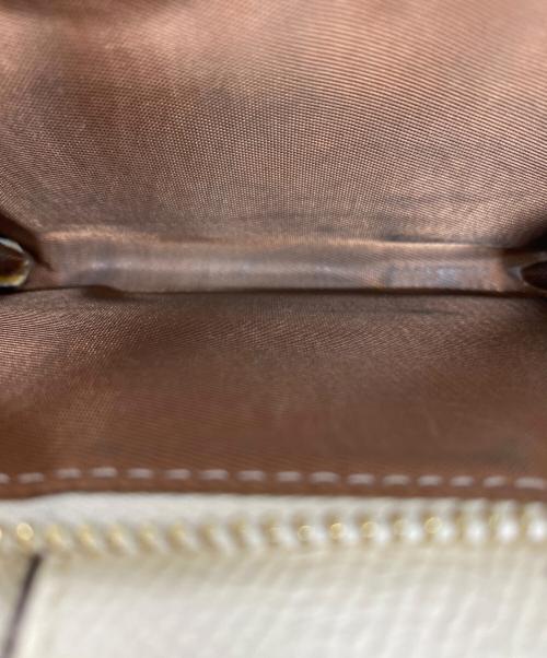 COACH（コーチ）COACH (コーチ) ミディアム コーナー ジップ ウォレット ホワイトの古着・服飾アイテム