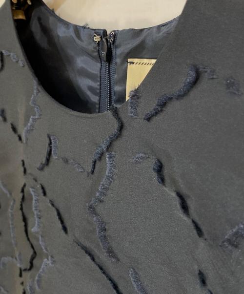 UNITED ARROWS（ユナイテッドアローズ）UNITED ARROWS (ユナイテッドアローズ) カットジャカード ショートスリーブワンピース ブラック サイズ: 36の古着・服飾アイテム