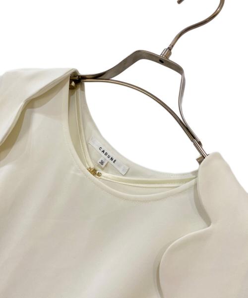 CADUNE（カデュネ）CADUNE (カデュネ) 2WAYスカラップケープブラウス アイボリー サイズ:36の古着・服飾アイテム