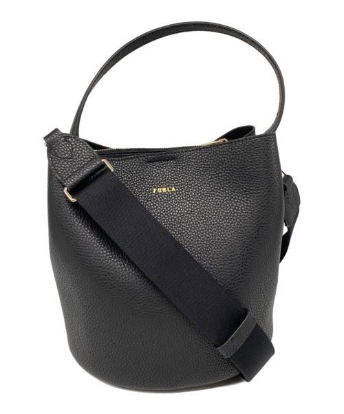 FURLA（フルラ）FURLA (フルラ) DANAE S BUCKET BAG ブラックの古着・服飾アイテム