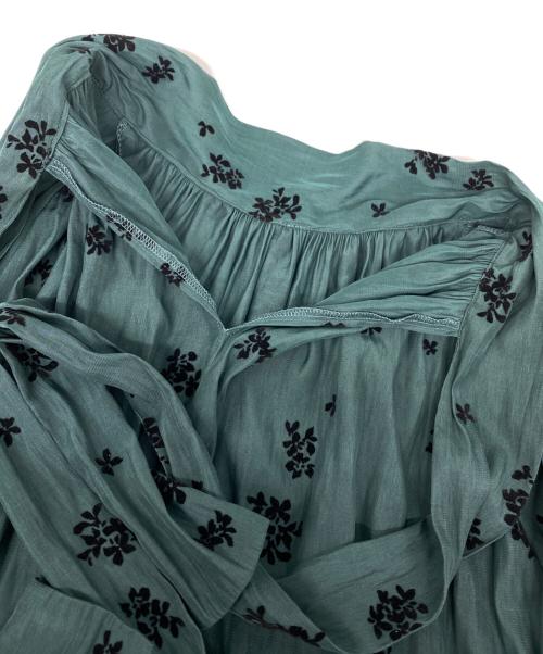 UNTITLED（アンタイトル）UNTITLED (アンタイトル) フロッキープリント ハイネックワンピース グリーン サイズ:M 未使用品の古着・服飾アイテム