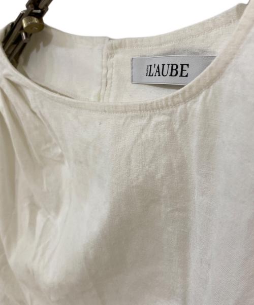 laube blanc（ローブブラン）laube blanc (ローブブラン) Orchid Cutwork Twist top アイボリー サイズ:Mの古着・服飾アイテム