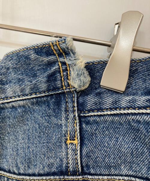 moussy（マウジー）moussy (マウジー) CROSS WAIST WIDE STRAIGHT デニムパンツ ネイビー サイズ:2の古着・服飾アイテム