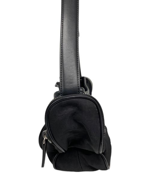 Matin Kim（マーティン・キム）Matin Kim (マーティン・キム) MADELEINE ROUND BAG ブラックの古着・服飾アイテム