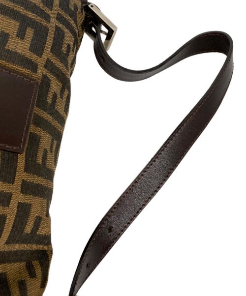 FENDI（フェンディ）FENDI (フェンディ) ズッカ柄 マンマバケット ハンドバッグ ブラウンの古着・服飾アイテム