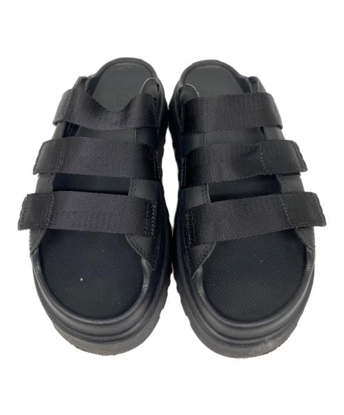UGG（アグ）UGG (アグ) GoldenGlow Slide プラットフォームサンダル ブラック サイズ:27cm(ウィメンズ規格）の古着・服飾アイテム