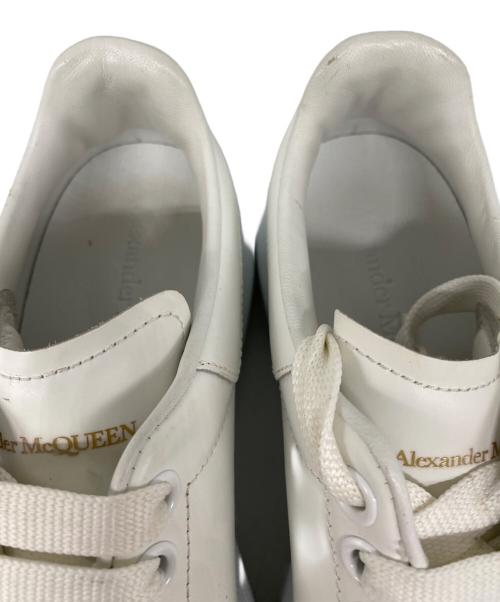 ALEXANDER McQUEEN（アレキサンダーマックイーン）ALEXANDER McQUEEN (アレキサンダーマックイーン) OVERSIZED SNEAKER ホワイト サイズ:36の古着・服飾アイテム