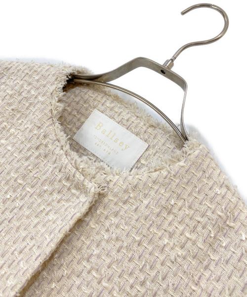 BALLSEY（ボールジィ）BALLSEY (ボールジィ) ミックスヤーンツイード ノーカラージャケット アイボリー サイズ:36 未使用品の古着・服飾アイテム