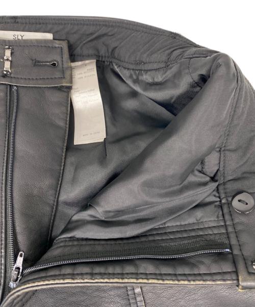 SLY（スライ）SLY (スライ) VINTAGE F／LEATHER パンツ ブラック サイズ: 1の古着・服飾アイテム
