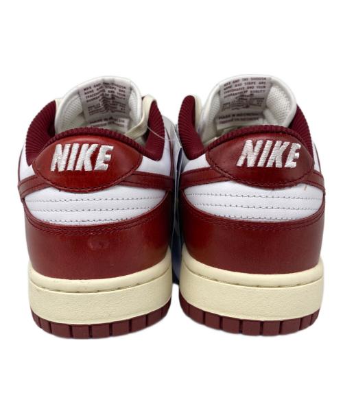 NIKE（ナイキ）NIKE (ナイキ) WMNS Dunk Low PRM Team Red and White サイズ:28cm(ウィメンズ規格） 未使用品の古着・服飾アイテム